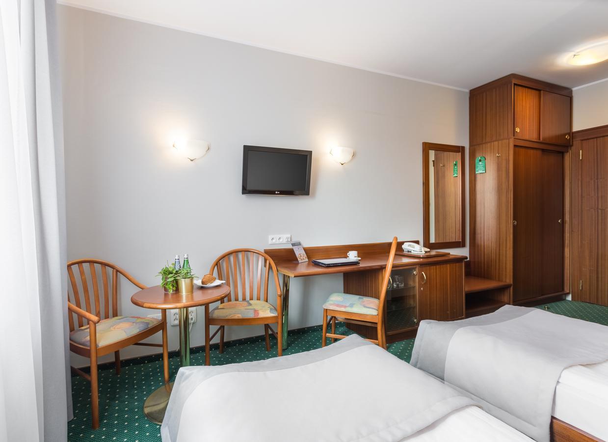 Hotel T&T Poznan Exterior photo